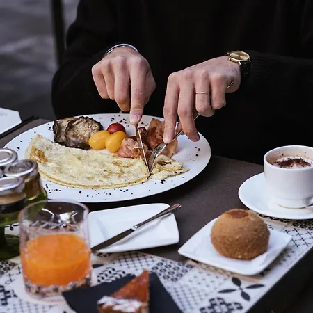 호텔 Palazzo Sangiorgio 5*