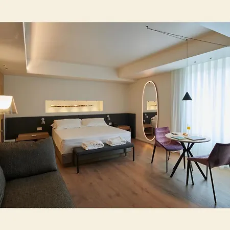 Ξενοδοχείο Palazzo Sangiorgio 5*