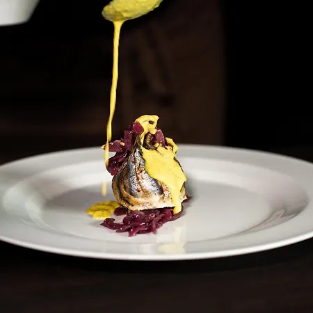 Palazzo Sangiorgio Szálloda 5*