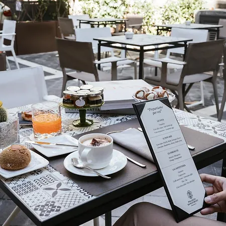 Palazzo Sangiorgio Szálloda 5*