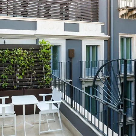 Palazzo Sangiorgio 5* Catania