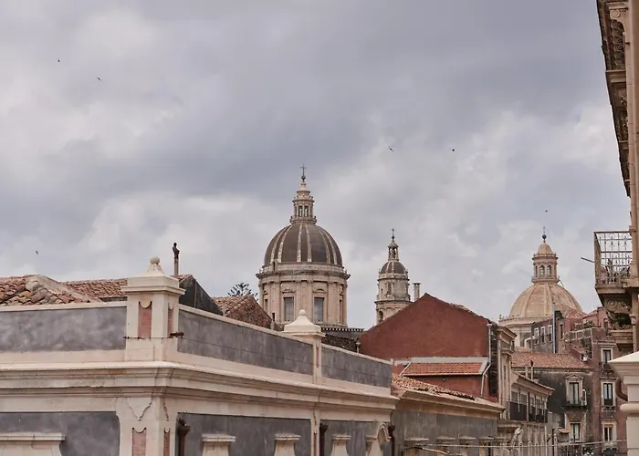 Palazzo Sangiorgio 5*