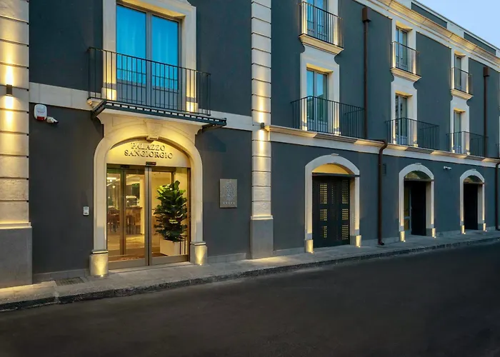 Palazzo Sangiorgio מלון