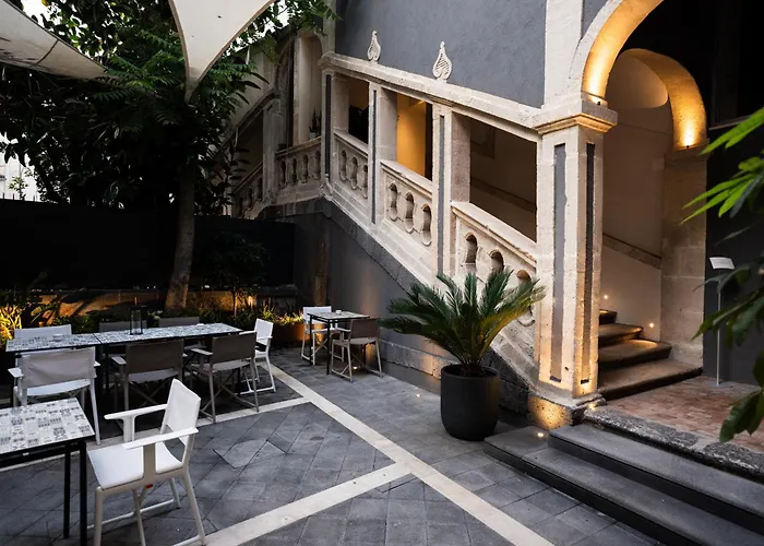 מלון Palazzo Sangiorgio קטאניה