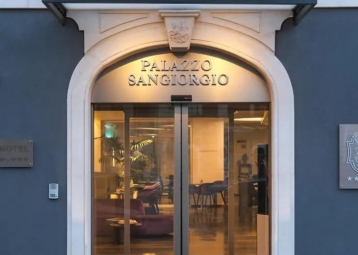מלון Palazzo Sangiorgio 5*