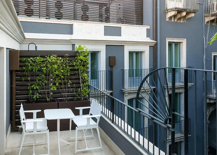 Palazzo Sangiorgio 5* קטאניה