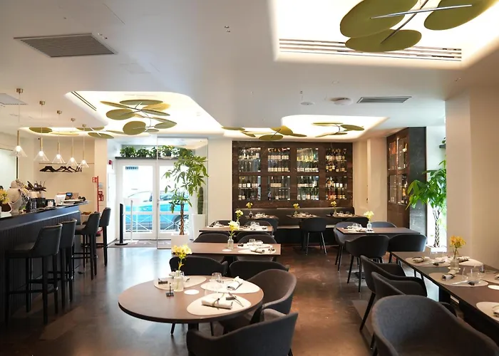 Palazzo Sangiorgio 5*