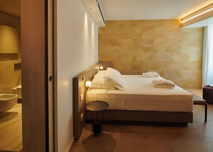 Palazzo Sangiorgio 5*