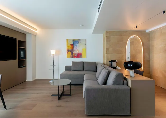 Palazzo Sangiorgio מלון 5*